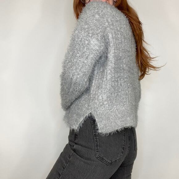 NWOT Candies XL Light Gray Fuzzy Eyelash Semi Cropped Crewneck Sweater - Picture 8 of 9